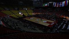 Výpadek elektiny postihl i basketbalový stadion, pipravený na zápas