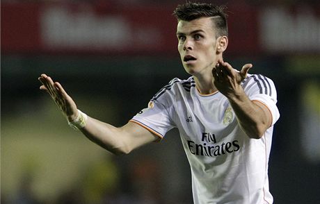 Bale pi své premiée za Real Madrid.
