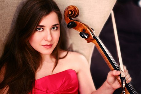 Americká violoncellistka Alisa Weilerstein 