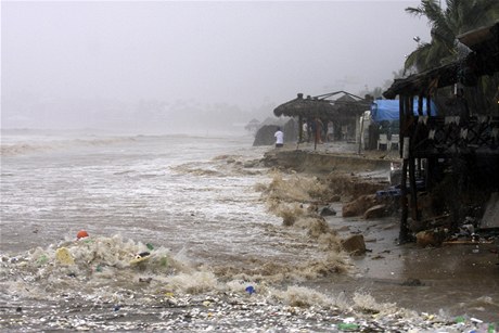 Mexické pobřeží sužuje hurikán Ingrid