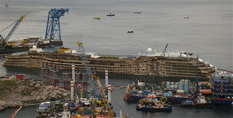 Vrak lodi Costa Concordia