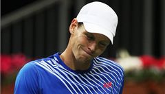 Tomá� Berdych b�hem semifinále DC.