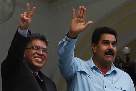 Prezident Venezuely Nicolás Maduro (vpravo) s venezuelským ministrem zahranií Eliasem Jauaem 