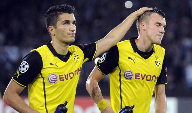 Fotbalisté Dortmundu Nurl Sahin (vlevo) a Kevin Großkreutz