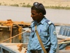 Expedice All Africa: Súdán. Súdánský voják.
