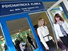 Kateina Zemanová zavítala bhem návtvy Jihomoravského kraje na psychiatrickou kliniku, kde s lékai diskutovala o poruchách píjmu potravy.