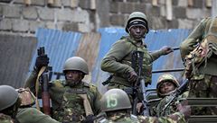 Policejní i vojenské síly v ned�li brzy ráno zahájily operaci na likvidaci úto�ník� a osvobození zajatc�, uvedly místní ú�ady.