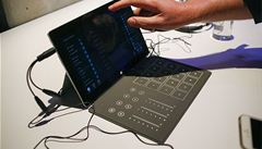 Americká softwarová spolenost Microsoft pedstavila novou generaci svého poítaového tabletu Surface 2. 