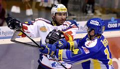 Pardubice - Zlín. Zleva Jií Vaíek z Pardubic a Filip ech ze Zlína