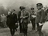Edvard Bene a generál Krejí na inspekci záboru pohraniního území po Mnichovské dohod. 10.10.1938
