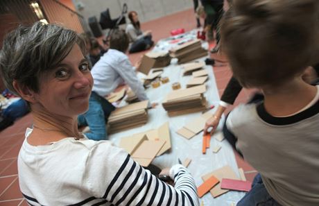Marcela Steinbachová na workshopu v Dejvicích