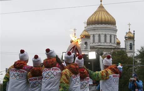 Olympijský ohe v Moskv.