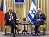Milo Zeman na schzce s izraelským prezidentem imonem Peresem