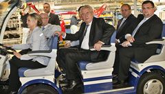Miloš Zeman navštívil také korejskou automobilku Hyundai v Nošovicích.