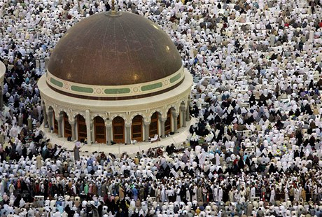 Letošní poutě do Mekky se zúčastnilo 1,5 milionu muslimů