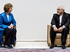éfka evropské diplomacie Catherine Ashtonová s íránským ministrem zahranií Mohammadem Davádem Zarífem