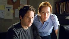 Exagent FBI Fox Mulder a doktorka Dana Scullyová eí záhadu i partnerskou krizi.