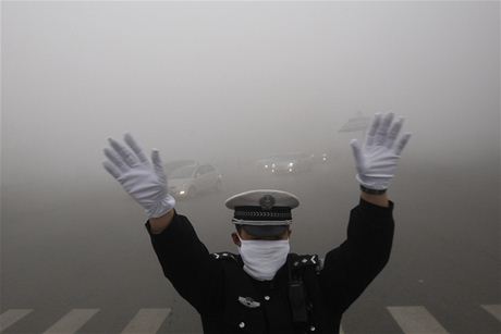 Msto Harbin zahalen smogem.