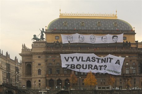 Greenpeace se zapojili do pedvolební kampan. Bojují proti prolomení limit