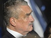 Karel Schwarzenberg v publiku. 