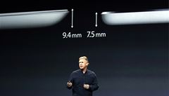 Nový iPad je o tém�� dva milimetry ten�í.