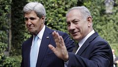 John Kerry a Benjamin Netanjahu