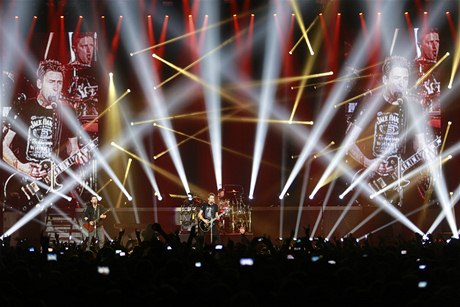 Praský koncert rockové skupiny Nickelback.