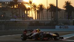 Australský pilot formule 1 Mark Webber z Red Bull na Velké cen Abú Zabí
