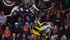 Závod mistrovství svta ve freestyle motokrosu. Na snímku je Libor Podmol