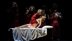 Michal �típa a Marta Drastíková (Julie).
