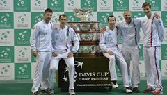Zleva Jan Hájek, Lukáš Rosol, Radek Štěpánek, kapitán pro finále Davis Cupu Vladimír Šafařík a Tomáš Berdych 