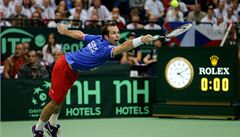 Radek �t�pánek proti Djokovi�ovi.