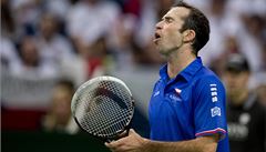 �t�pánek promarnil �anci. Nakonec s Djokovi�em prohrál 0:3.