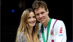 Tomá� Berdych zapózoval i s p�ítelkyní Ester Sátorovou.