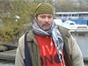 Do vysílání se od sobotního rána zapojili dva bezdomovci. Jedním z nich byl ptatyicetiletý Petr Bláha, pvodní profesí zámeník. 