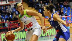 Brno - Montpellier.  Zleva Ivana Jalová z Brna a Ingrid Tanquerayová z Montpellieru