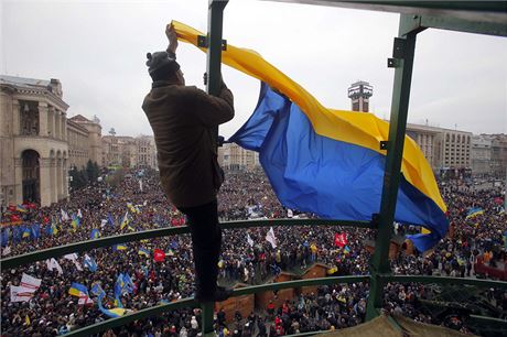 Protivládní demonstrace v Kyjev pokraují