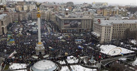 Demonstrace v centru ukrajinsk metropole.