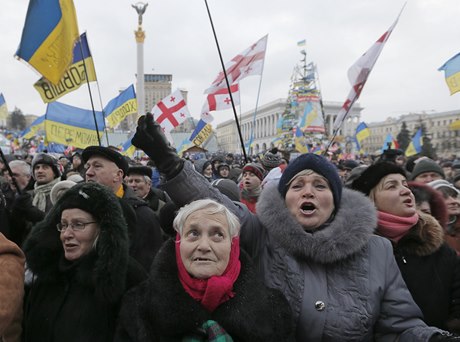 Pokud zaprodá Ukrajinu Rusku, zaije lidový hnv, hrozí opozice Janukovyovi.