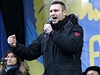 Vdce ukrajinské opoziní strany (Udar) Vitalij Kliko mluví k demonstrantm.