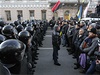 Policisté vs. demonstranti. Prostranství ped budovou ukrajinského parlamentu, 3. prosince 
