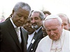 Nelson Mandela s papeem Janem Pavlem II. (1995)