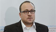 Vadimír Sitta pevzal v Praze Cenu za odvahu Nadaního fondu proti korupci pro rok 2013. Ocenní byla pedána pi píleitosti Mezinárodního dne boje proti korupci. 
