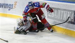 Zleva Nikolaj Stasenko z �erepovce a Martin �evc ze Lva.