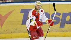 Hokejista Jaroslav Bedná� ze Slavie 
