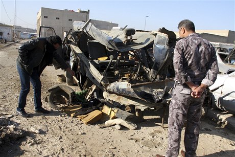 Pi sérii útok v Iráku zemelo nejmén 50 lidí