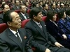 Severokorejtí funkcionái na slavnostním ceremoniálu ke druhému výroí úmrtí Kim ong-ila