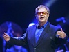 V Praze vystoupil britský popový král Elton John.