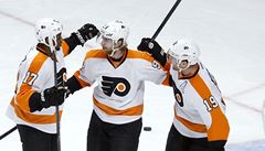 Voráček v NHL opět skóroval, ale Flyers schytali v Chicagu debakl