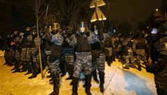 Nastoupená po�ádková policie v ulicích Kyjeva